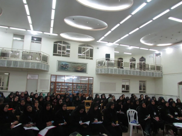 مرکز آموزش عالی خدیجه کبری (س)