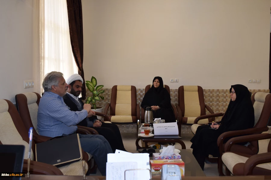 مرکز آموزش عالی حضرت خدیجه کبری(س)