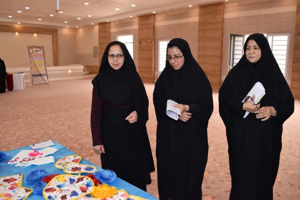 برگزاری نمایشگاه کتاب و محصولات فرهنگی