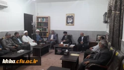 شستی صمیمانه فی مابین اعضای مدیریت امور پردیس های استان و امام جمعه محترم شهرستان دزفول