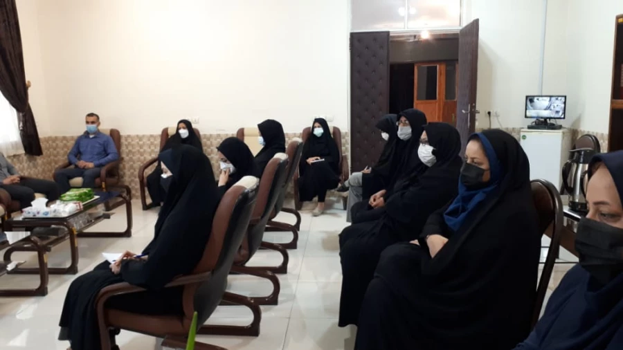 برگزاری دومین جلسه شورای اداری در سال تحصیلی 1400 3