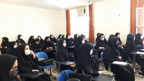 بازدید رئیس مرکز حضرت خدیجه کبری(س) دزفول از اولین کلاس های حضوری 2