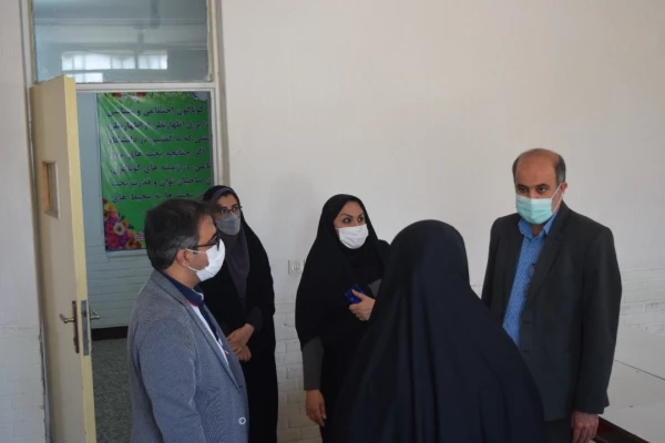 بازدید مسئولین استانی از روند آماده سازی مرکزحضرت خدیجه کبری (س) جهت برگزاری آزمون های پایان نیمسال دوم 2