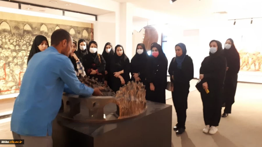 بازدید دانشجومعلمان مرکز آموزش عالی حضرت خدیجه کبری (س) دزفول از مرکز و باغ موزه ارزش های دفاع مقدس شهرستان به مناسبت سالروز بازگشت سرافرازانه آزادگان به میهن 2