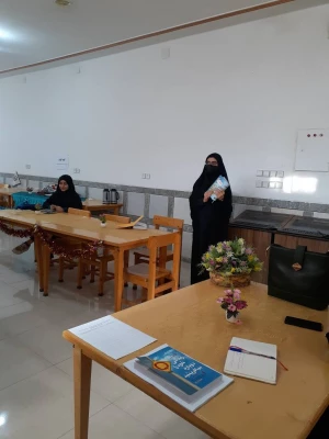 اولین نشست صمیمانه دانشجویی با عنوان معرفی و نقد کتاب 3