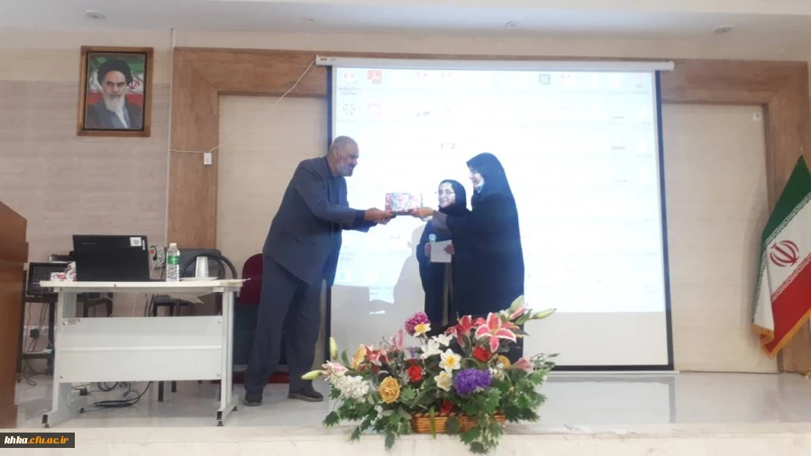 برگزاری جلسه آموزشی تبیین شیوه نامه انضباطی دانشجویان  6