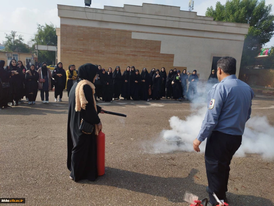 برگزاری کارگاه زلزله و تمرین مهارت عملی اطفاء حریق 2