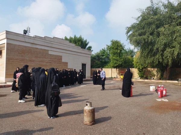 برگزاری کارگاه زلزله و تمرین مهارت عملی اطفاء حریق 3