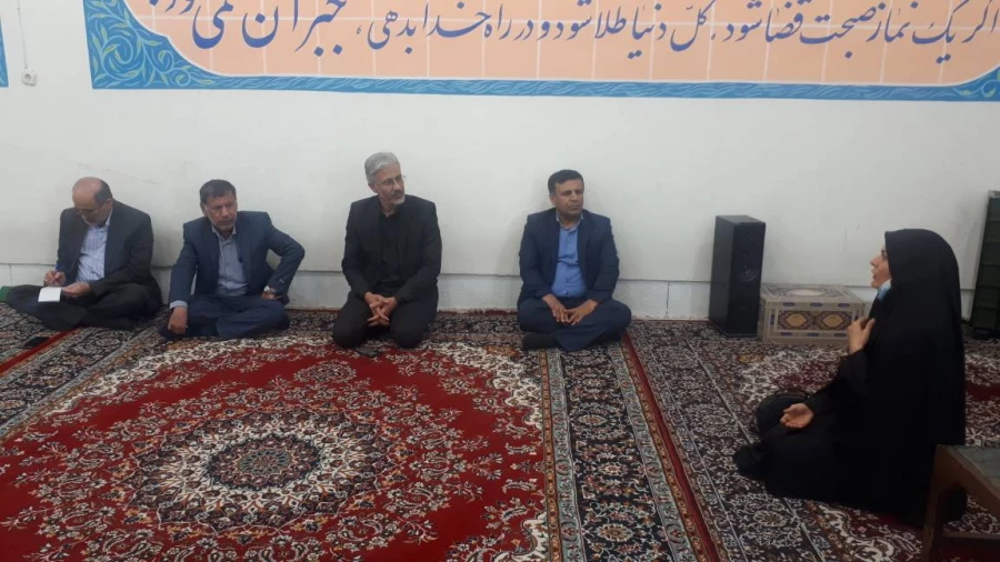 نشست رئیس دکتر حسن جرفی و اعضای شورای صنفی و نمایندگان دانشجویان 4