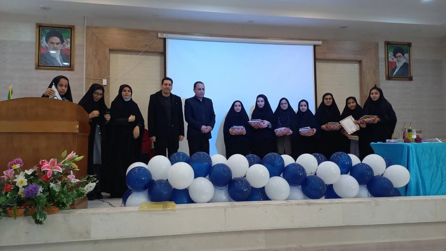 برگزاری آئین اختتامیه هفته پژوهش وفناوری در مرکز آموزش عالی حضرت خدیجه کبری(س) دزفول 2