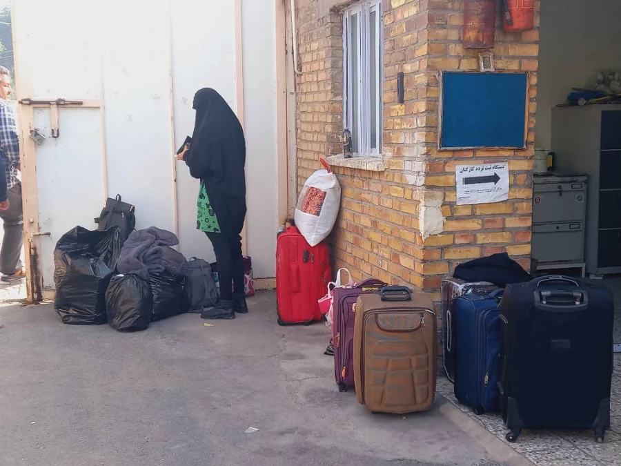 آذین بندی دانشگاه به مناسبت دهه فجر 6