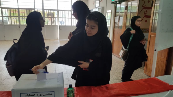 برگزاری هشتمین دوره انتخابات شورای صنفی- رفاهی دانشجویان مرکز خدیجه کبری (س) دزفول سال تحصیلی 1403-1402 3