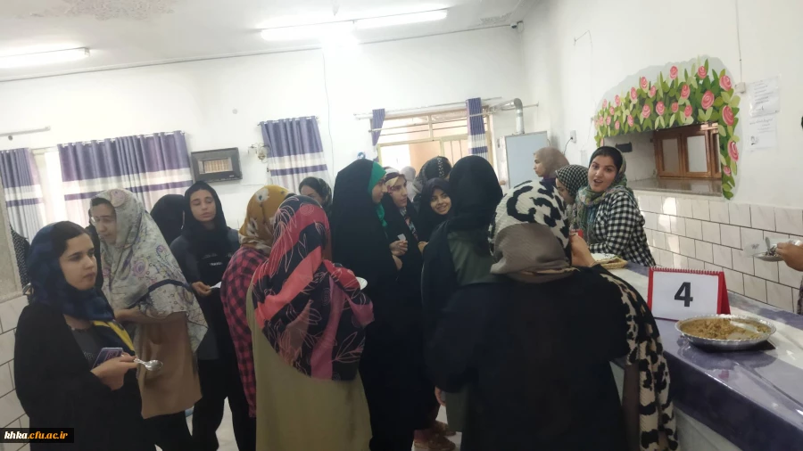 برگزاری جشنواره غذا به مناسبت گرامیداشت هفته سراهای دانشجویی 6