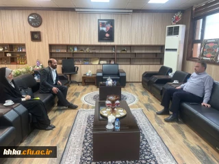 دیدار دکتر پیری و دکتر ناصرپور با فرماندار دزفول

دیدار رؤسای مراکز آموزش عالی دانشگاه فرهنگیان دزفول با معاون استاندار و فرماندار ویژه شهرستان دزفول