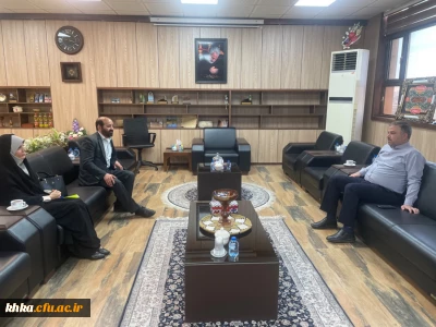 دیدار دکتر پیری و دکتر ناصرپور با فرماندار دزفول

دیدار رؤسای مراکز آموزش عالی دانشگاه فرهنگیان دزفول با معاون استاندار و فرماندار ویژه شهرستان دزفول