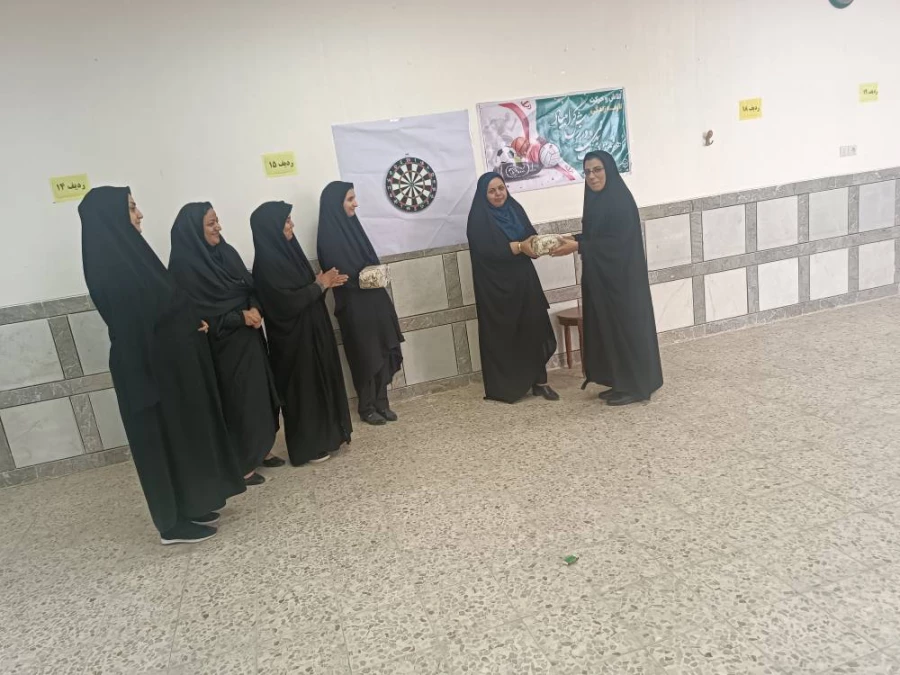 برگزاری مسابقه دارت و بدمینتون بین کارکنان مرکز به مناسبت گرامیداشت هفته تربیت بدنی 6