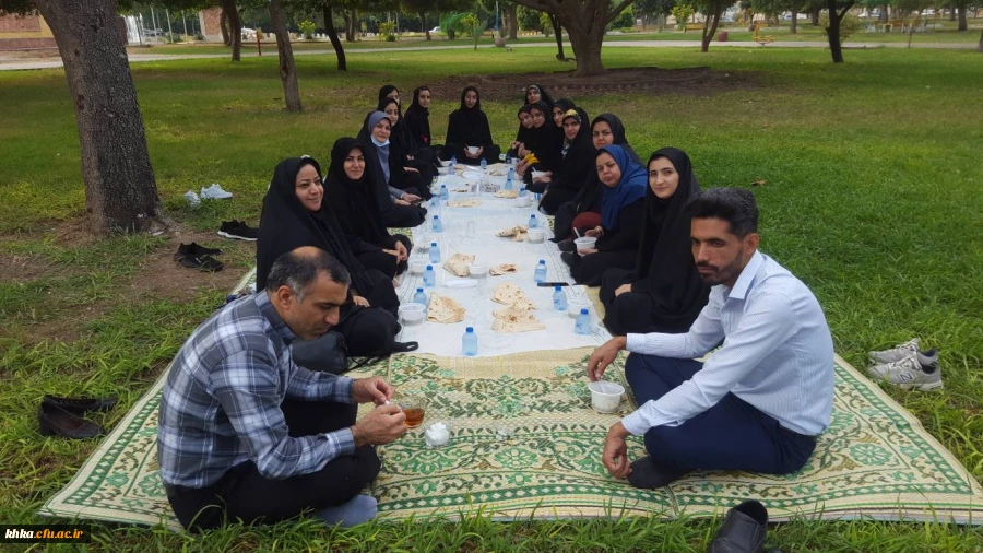 همایش پیاده روی و صرف صبحانه سلامت با حضور جمعی از همکاران و دانشجومعلمان 8