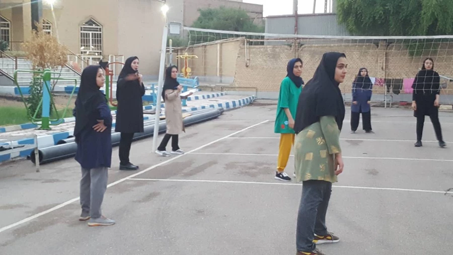 برگزاری مسابقه والیبال بین دانشجومعلمان مکز خدیجه کبری (س) دزفول 9