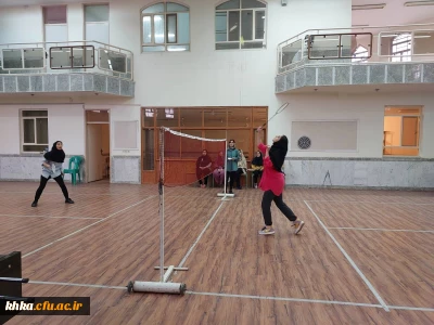 به مناسبت گرامیداشت هفته تربیت بدنی

برگزاری مسابقه ورزشی بدمینتون و فوتبال دستی بین دانشجویان