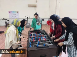 برگزاری مسابقه ورزشی بدمینتون و فوتبال دستی بین دانشجویان 8