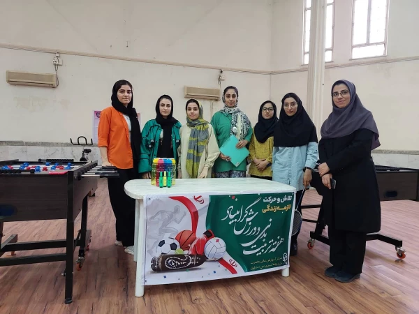 برگزاری مسابقه ورزشی بدمینتون و فوتبال دستی بین دانشجویان 9