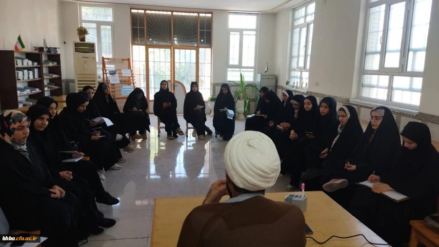 برگزاری کارگاه پاسخ به شبهات روز 2