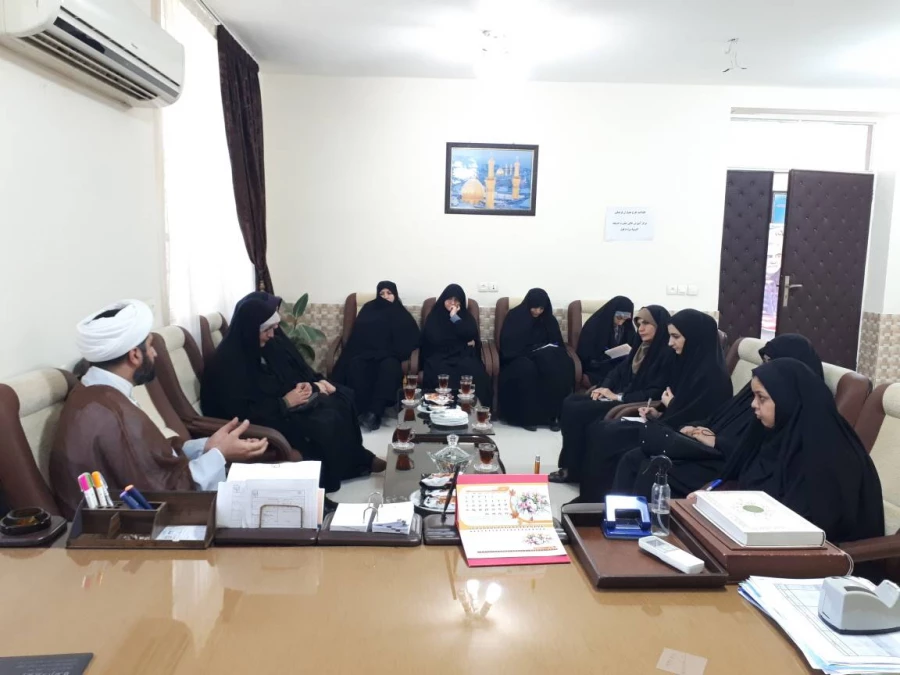 حضور مسئول امور فرهنگی اجتماعی مدیریت پردیس های استان خوزستان در مرکز حضرت خدیجه کبری(س)دزفول 2