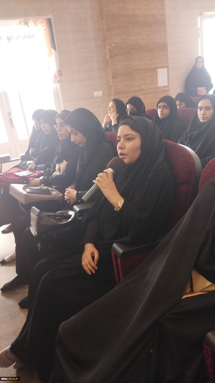 بازدید جناب دکتر صالحی رئیس محترم مدیریت امور پردیس های دانشگاه فرهنگیان استان و هیأت همراه از مرکز آموزش عالی خدیجه کبری (س) دزفول و برگزاری نشست صمیمی با دانشجومعلمان این مرکز
 2