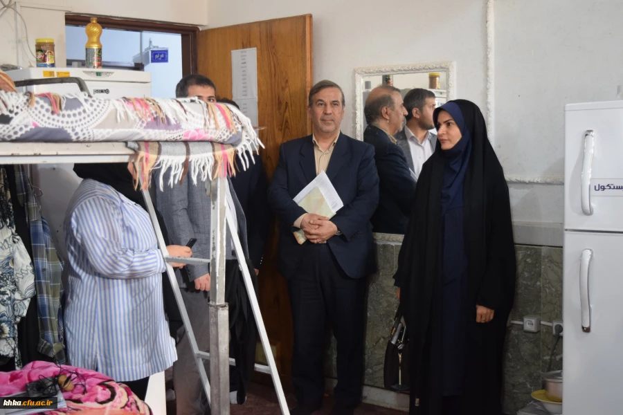 بازدید جناب دکتر صالحی رئیس محترم مدیریت امور پردیس های دانشگاه فرهنگیان استان و هیأت همراه از مرکز آموزش عالی خدیجه کبری (س) دزفول و برگزاری نشست صمیمی با دانشجومعلمان این مرکز
 3