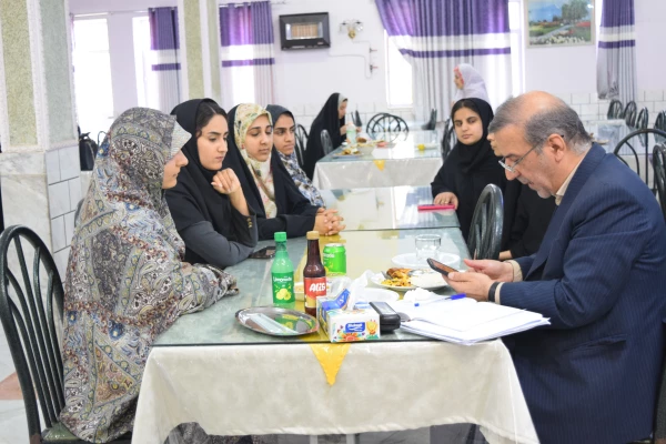 بازدید جناب دکتر صالحی رئیس محترم مدیریت امور پردیس های دانشگاه فرهنگیان استان و هیأت همراه از مرکز آموزش عالی خدیجه کبری (س) دزفول و برگزاری نشست صمیمی با دانشجومعلمان این مرکز
 7