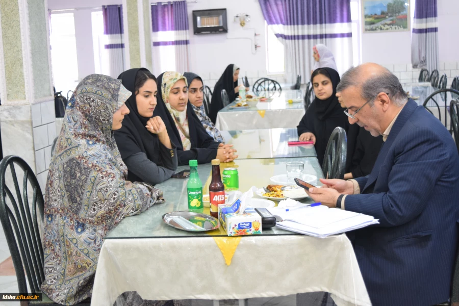 بازدید جناب دکتر صالحی رئیس محترم مدیریت امور پردیس های دانشگاه فرهنگیان استان و هیأت همراه از مرکز آموزش عالی خدیجه کبری (س) دزفول و برگزاری نشست صمیمی با دانشجومعلمان این مرکز
 7