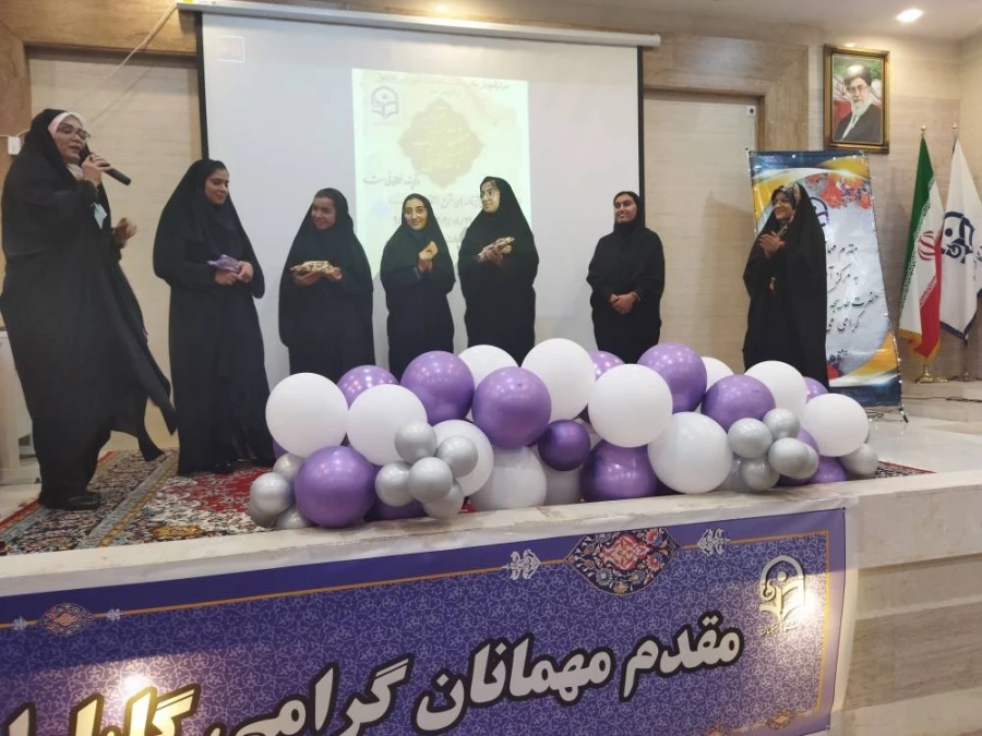 برگزاری آیین اختتامیه هفته کتاب 12