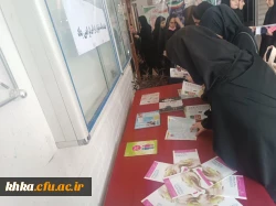 نمایش و توزیع بروشور با موضوع سلامت 3