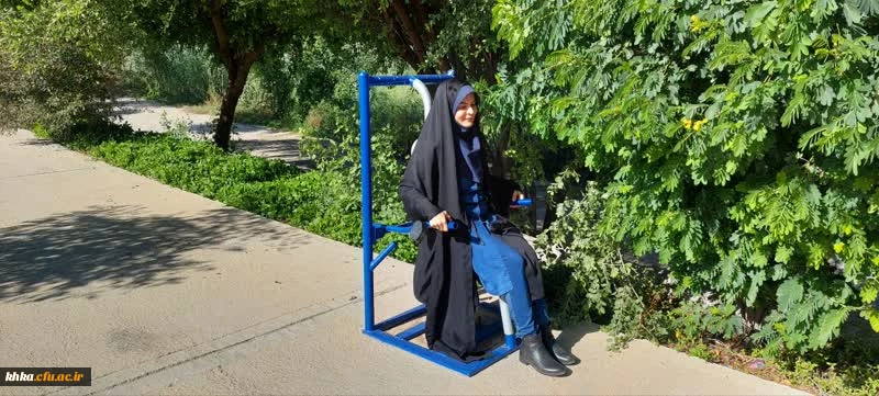 صرف صبحانه در فضای سبز توسط همکاران مرکز  7