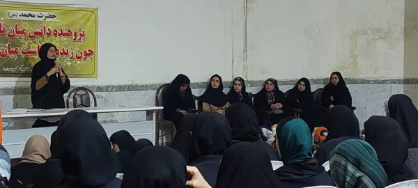 برگزاری نشست صمیمی و تعاملی ریاست مرکز با دانشجویان خوابگاهی 10