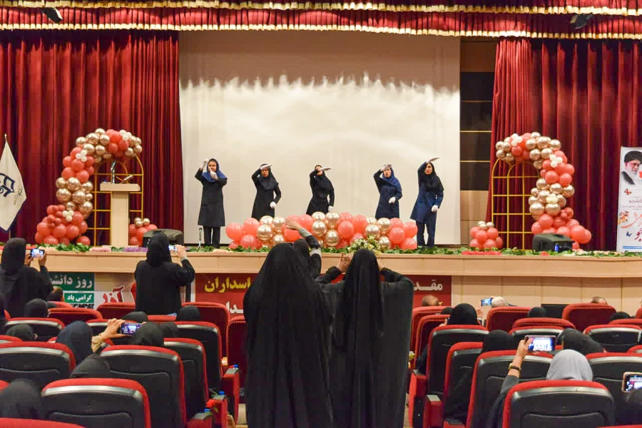 برگزاری مراسم روز دانشجو 8