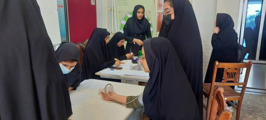 اجرای طرح غربالگری فشارخون و قند خون (جلسه اول) 5