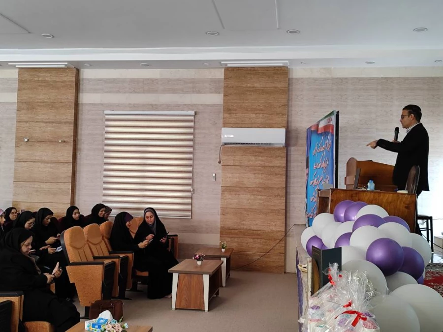 برگزاری آئین اختتامیه هفته پژوهش و فناوری در مرکز آموزش عالی حضرت خدیجه کبری(س) دزفول 2