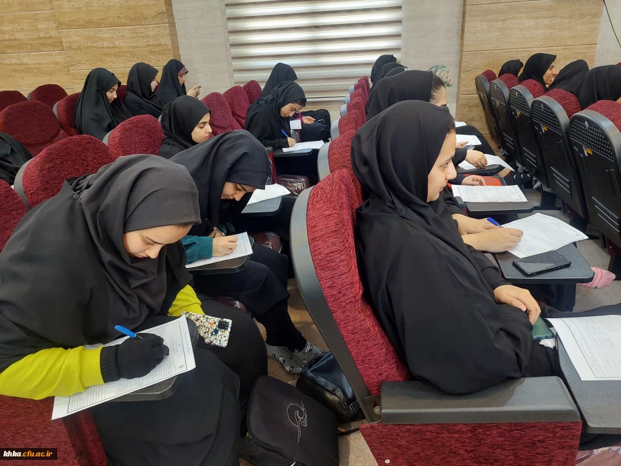 برگزاری نشست آشنایی با شیوه نامه انضباطی دانشجویی 5