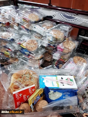 توزیع بسته پذیرایی همزمان با برگزاری امتحانات پایان نیمسال اول تحصیلی 1403-1402