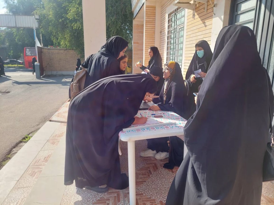 برگزاری هفتمین دوره انتخابات کانون همیاران سلامت و بهداشت جسم و روان  5