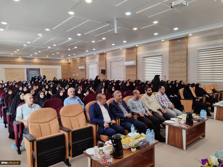 برگزاری آیین استقبال از دانشجویان جدیدالورود مرکز آموزش عالی حضرت خدیجه کبری(س) در سال 1403 2