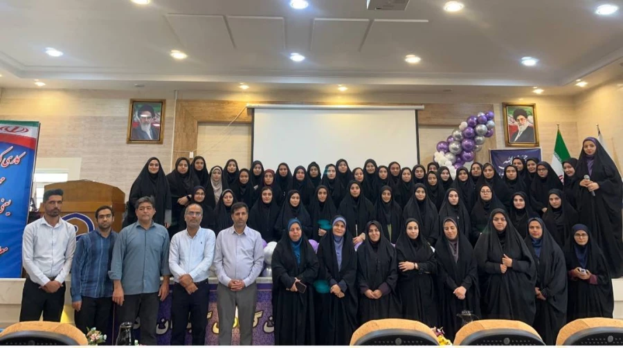 برگزاری آیین استقبال از دانشجویان جدیدالورود مرکز آموزش عالی حضرت خدیجه کبری(س) در سال 1403 5