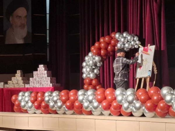 برگزاری مراسم گرامیداشت روز دانشجو 37