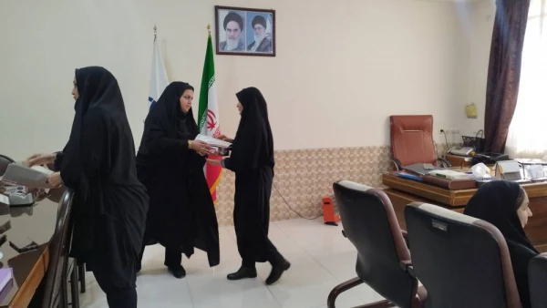 تقدیر از کارکنان مرکز آموزش عالی حضرت خدیجه کبری(س) به مناسبت ولادت باسعادت امام علی (ع) 7