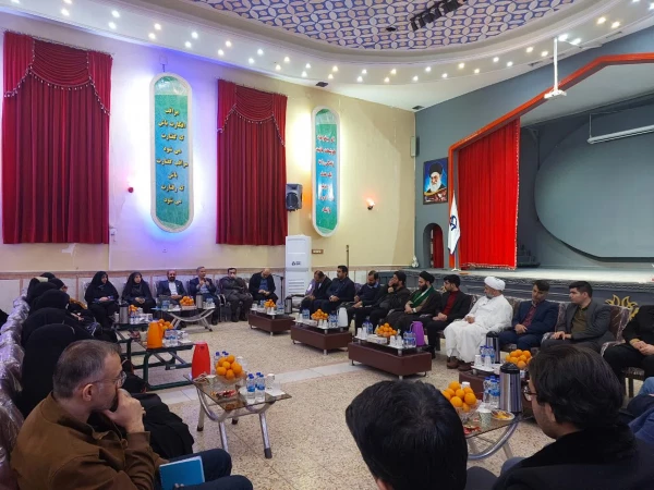 برگزاری نشست سرپرستان استان های شرکت کننده در جشنواره سرود و هنرهای نمایشی با مدیرکل و معاون امور فرهنگی و تربیتی دانشگاه فرهنگیان کشور. 2