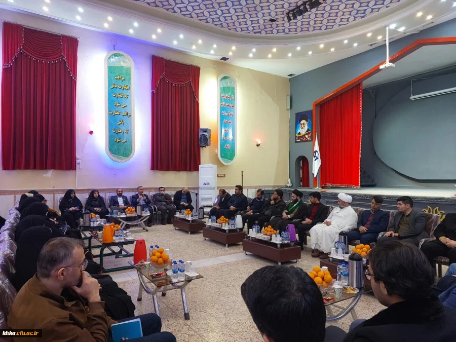 برگزاری نشست سرپرستان استان های شرکت کننده در جشنواره سرود و هنرهای نمایشی با مدیرکل و معاون امور فرهنگی و تربیتی دانشگاه فرهنگیان کشور. 2