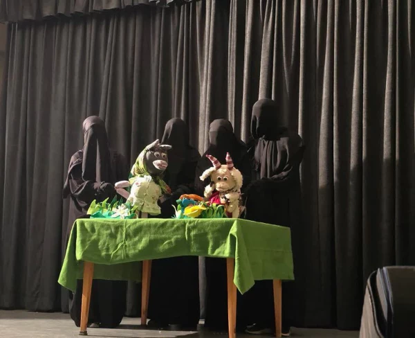 اجراهای تئاتر عروسکی دختران در جشنواره سرود و هنرهای نمایشی دزفول- بهمن ماه ۱۴۰۳ 4