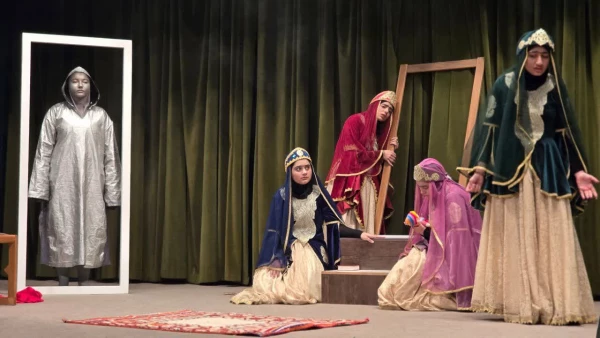 جراهای تئاتر صحنه ای دختران در جشنواره سرود و هنرهای نمایشی دزفول- بهمن ماه ۱۴۰۳  5