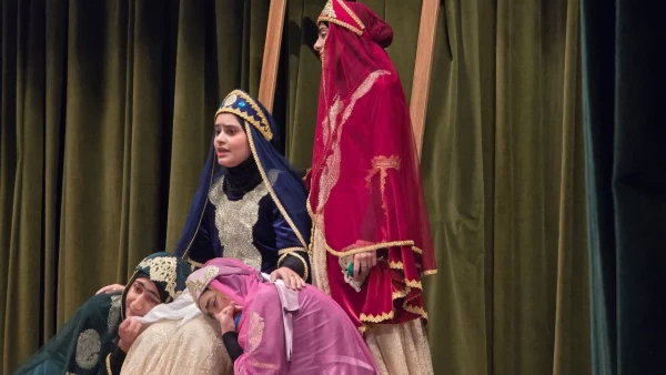 جراهای تئاتر صحنه ای دختران در جشنواره سرود و هنرهای نمایشی دزفول- بهمن ماه ۱۴۰۳  6